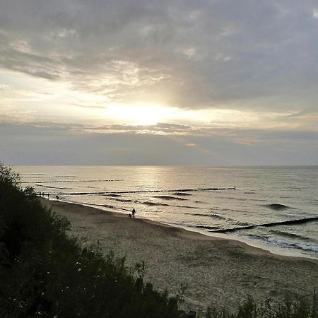 Year-Round Holiday Houses, Устроне Морске Екстериор снимка