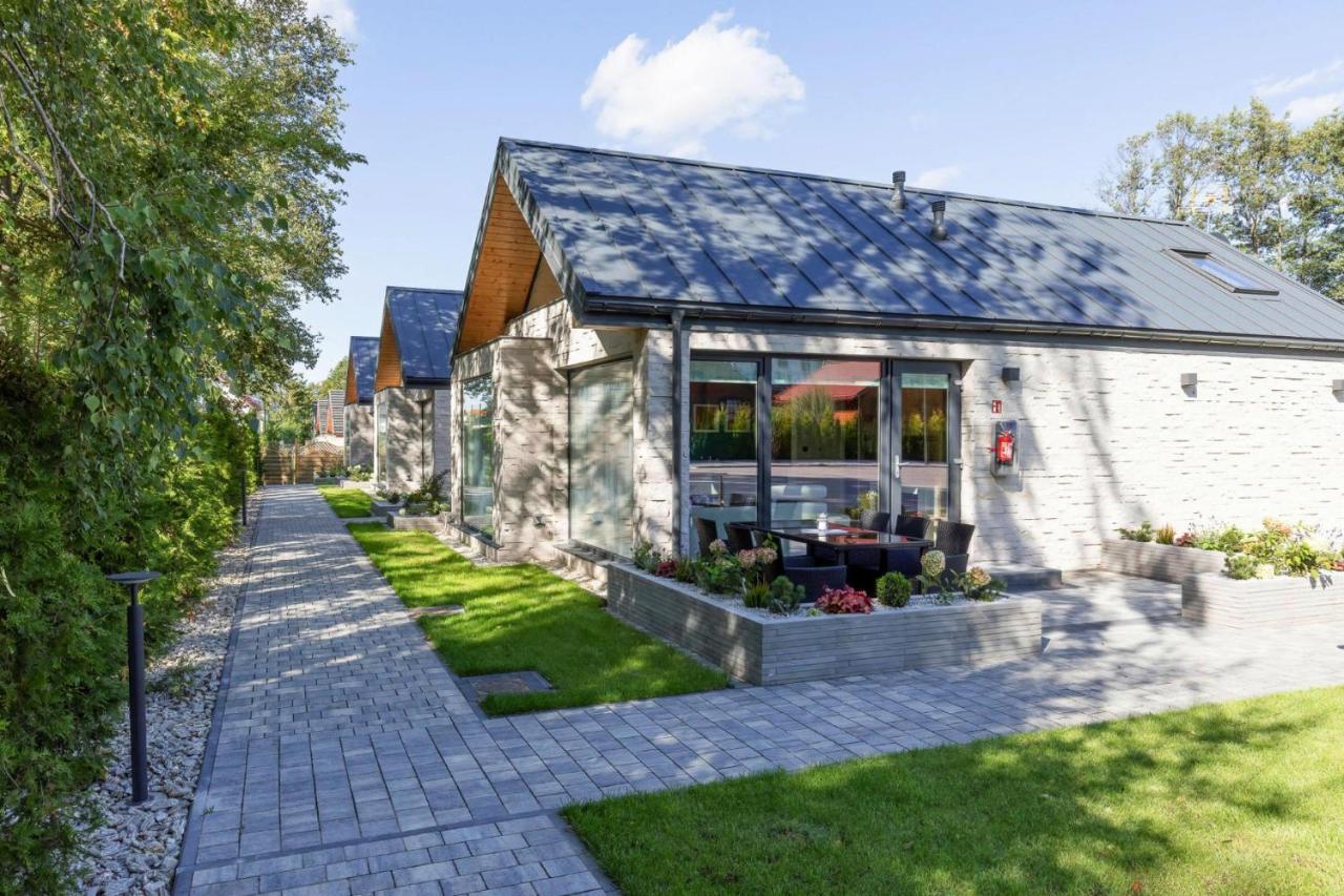 Year-Round Holiday Houses, Устроне Морске Екстериор снимка