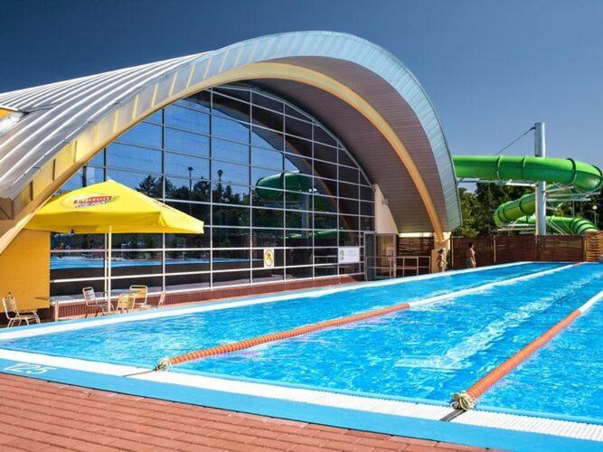 Year-Round Holiday Houses, Устроне Морске Екстериор снимка